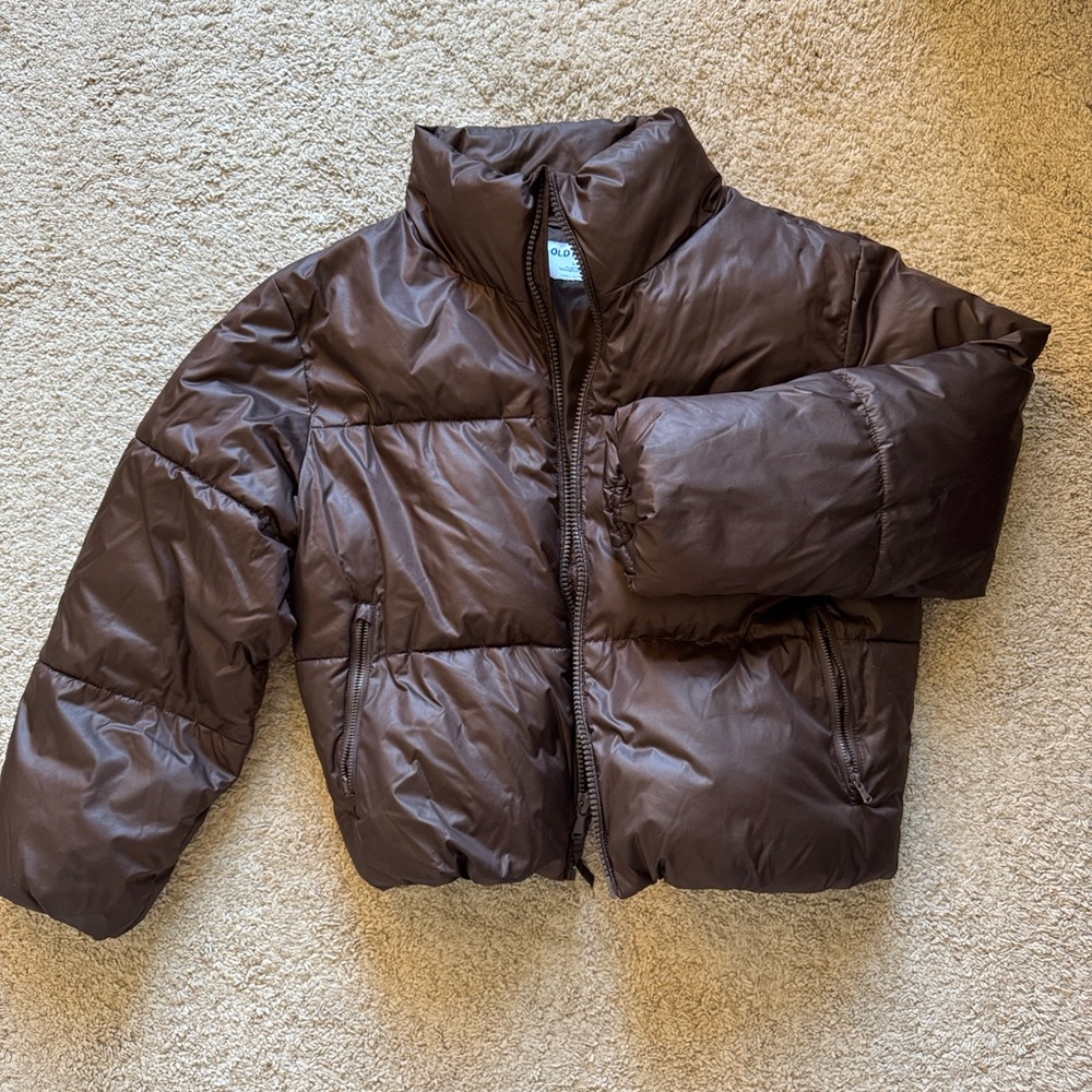Old Navy brown puffer coat. Women’s Large
